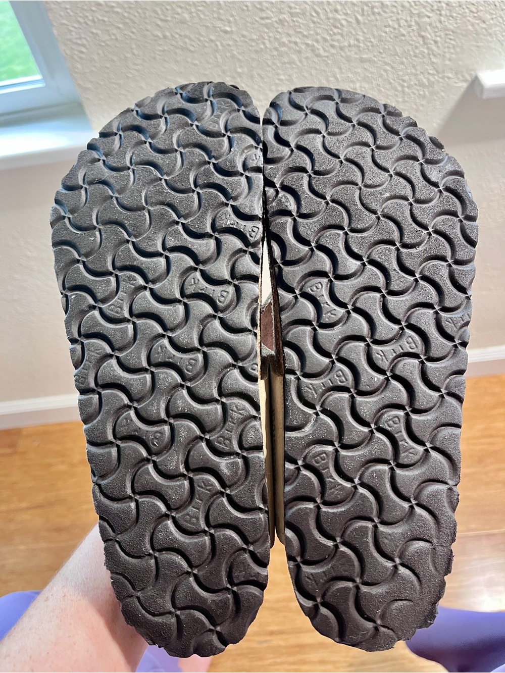 Birkenstock Big Buckle Gizeh in Nubuck - EU 40, USW 10/10.5, reg width. EUC - Picture 5 of 6